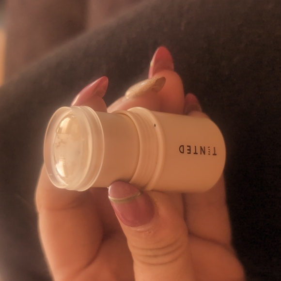 Live Tinted Superhue Hyperpigmentation Serum Stick 0.23oz - Picture 3 of 6